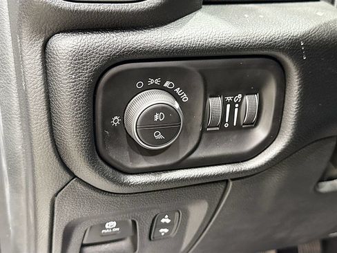New 2026 RAM 1500 Big Horn AWD/4WD image 14