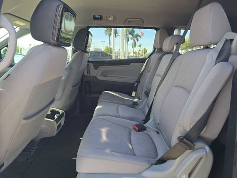 Used 2019 Honda Odyssey EX image 16
