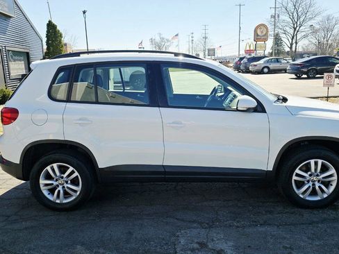 Used 2015 Volkswagen Tiguan S image 7