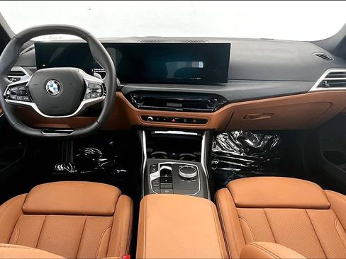 Used 2025 BMW 330i xDrive Sedan w/ Convenience Package AWD/4WD image 18