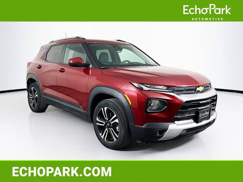 Used 2023 Chevrolet TrailBlazer LT w/ Convenience Package image 1
