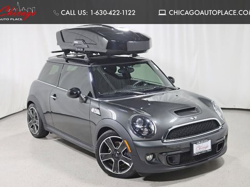 Used 2013 MINI Cooper S image 1