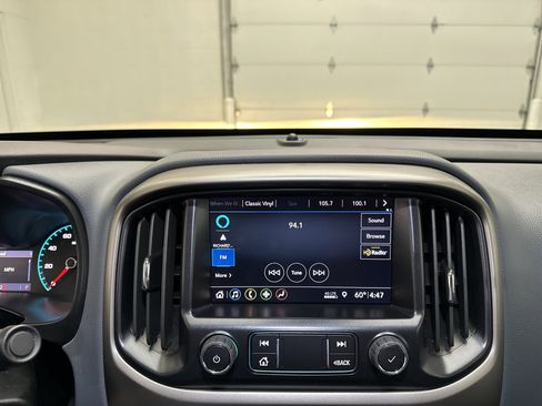 Used 2022 Chevrolet Colorado Z71 w/ LPO, Power Package AWD/4WD image 30