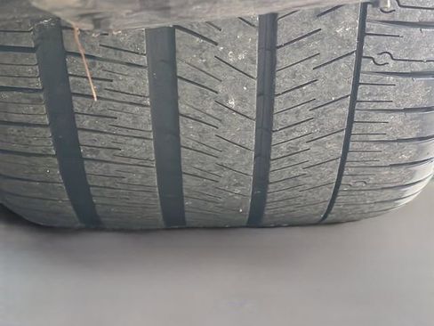 Used 2022 Chevrolet Corvette 2LT w/ Battery Protection Package image 38