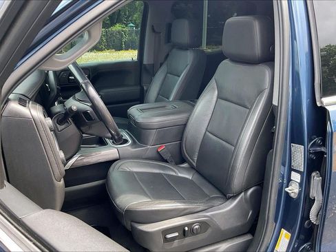 Used 2019 Chevrolet Silverado 1500 LTZ w/ LTZ Premium Package AWD/4WD image 23