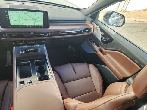 New 2026 Lincoln Aviator Reserve w/ Luxury Package image 12