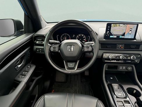 Certified 2023 Honda Pilot TrailSport image 10