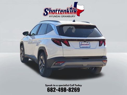 Used 2026 Hyundai Tucson SEL FWD image 8
