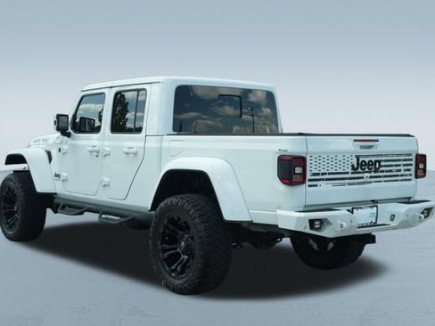 Used 2021 Jeep Gladiator Overland AWD/4WD image 6