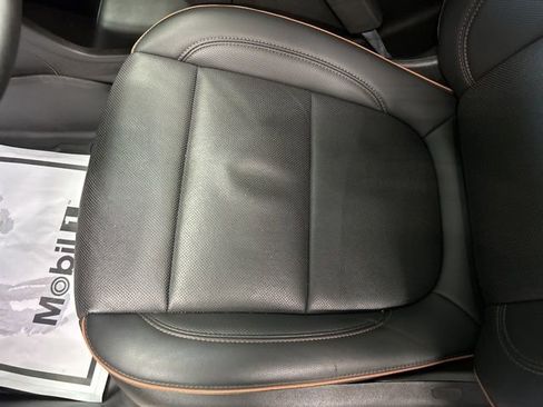 Used 2023 GMC Acadia AT4 image 11