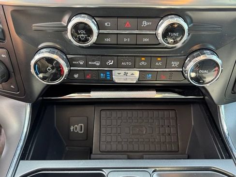Used 2025 Ford F150 Lariat w/ Equipment Group 501A Mid AWD/4WD image 20