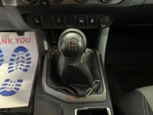 Used 2020 Toyota Tacoma TRD Sport image 31