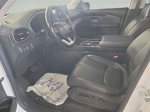 Used 2024 Honda Pilot Touring image 14
