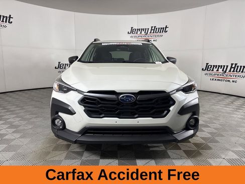 Used 2025 Subaru Crosstrek 2.0i Premium AWD/4WD image 3