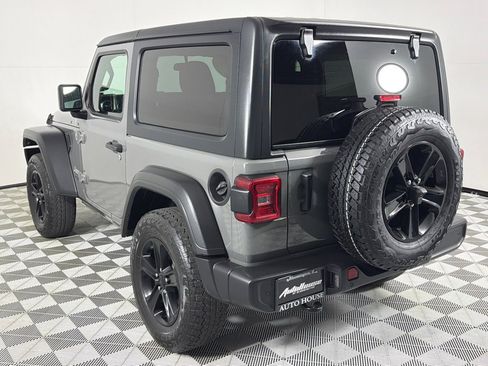 Used 2021 Jeep Wrangler Sport image 7