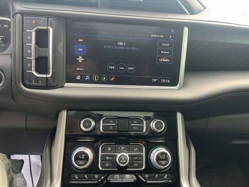 Used 2021 GMC Yukon Denali w/ Denali Premium Package AWD/4WD image 27