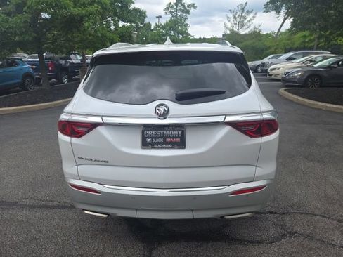 Used 2023 Buick Enclave Essence w/ Experience Buick Package FWD image 12