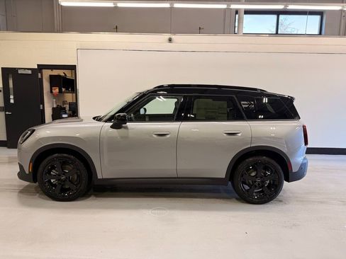 Used 2026 MINI Cooper Countryman S image 2