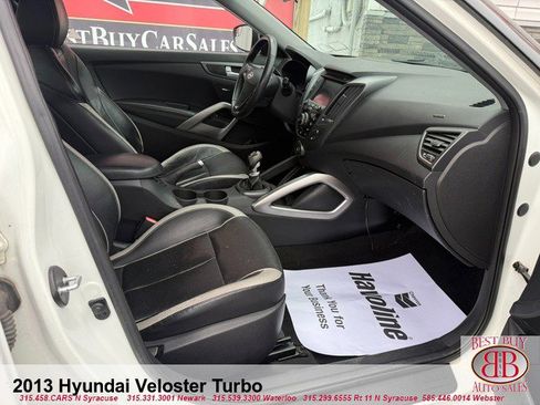 Used 2013 Hyundai Veloster Turbo image 11