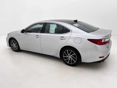 Used 2017 Lexus ES 350 350 w/ Luxury Package image 10