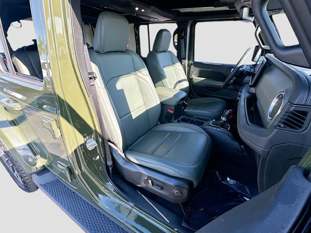 Used 2024 Jeep Wrangler High Altitude AWD/4WD image 29