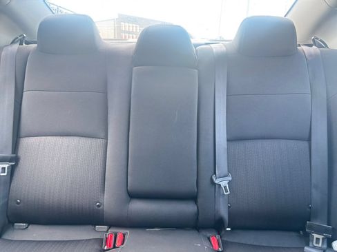 Used 2025 Nissan Altima 2.5 SV FWD image 32