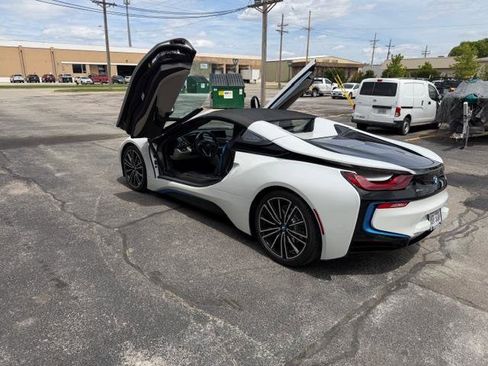 Used 2019 BMW i8 Roadster AWD/4WD image 7