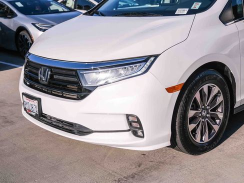 Used 2022 Honda Odyssey EX-L image 11