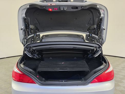 Used 2013 Mercedes-Benz SL 550 image 36