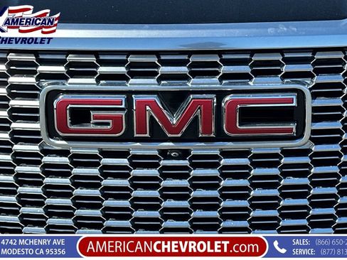 Used 2023 GMC Yukon Denali AWD/4WD image 41