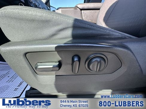 Used 2019 GMC Sierra 1500 SLE w/ SLE Value Package AWD/4WD image 12