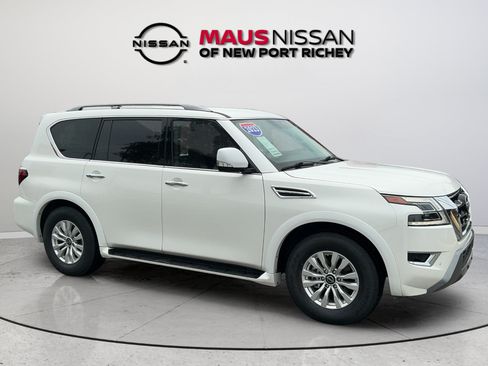 Certified 2023 Nissan Armada SV w/ Cargo Package AWD/4WD image 13