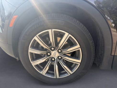 Used 2020 Cadillac XT4 Sport w/ Cold Weather Package FWD image 14