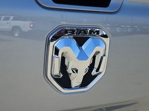 Used 2024 RAM 1500 Laramie RWD image 31