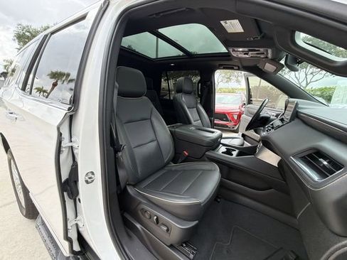 Used 2021 GMC Yukon SLT w/ SLT Premium Package RWD image 34
