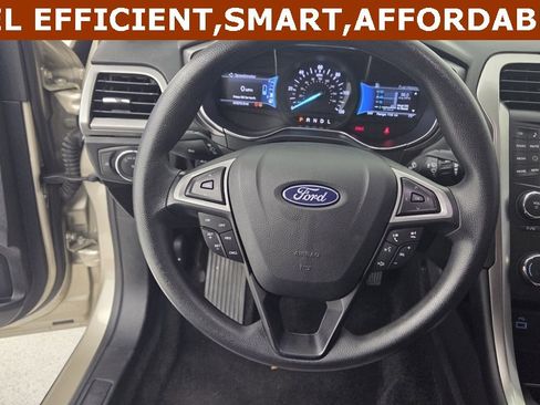 Used 2018 Ford Fusion S image 12