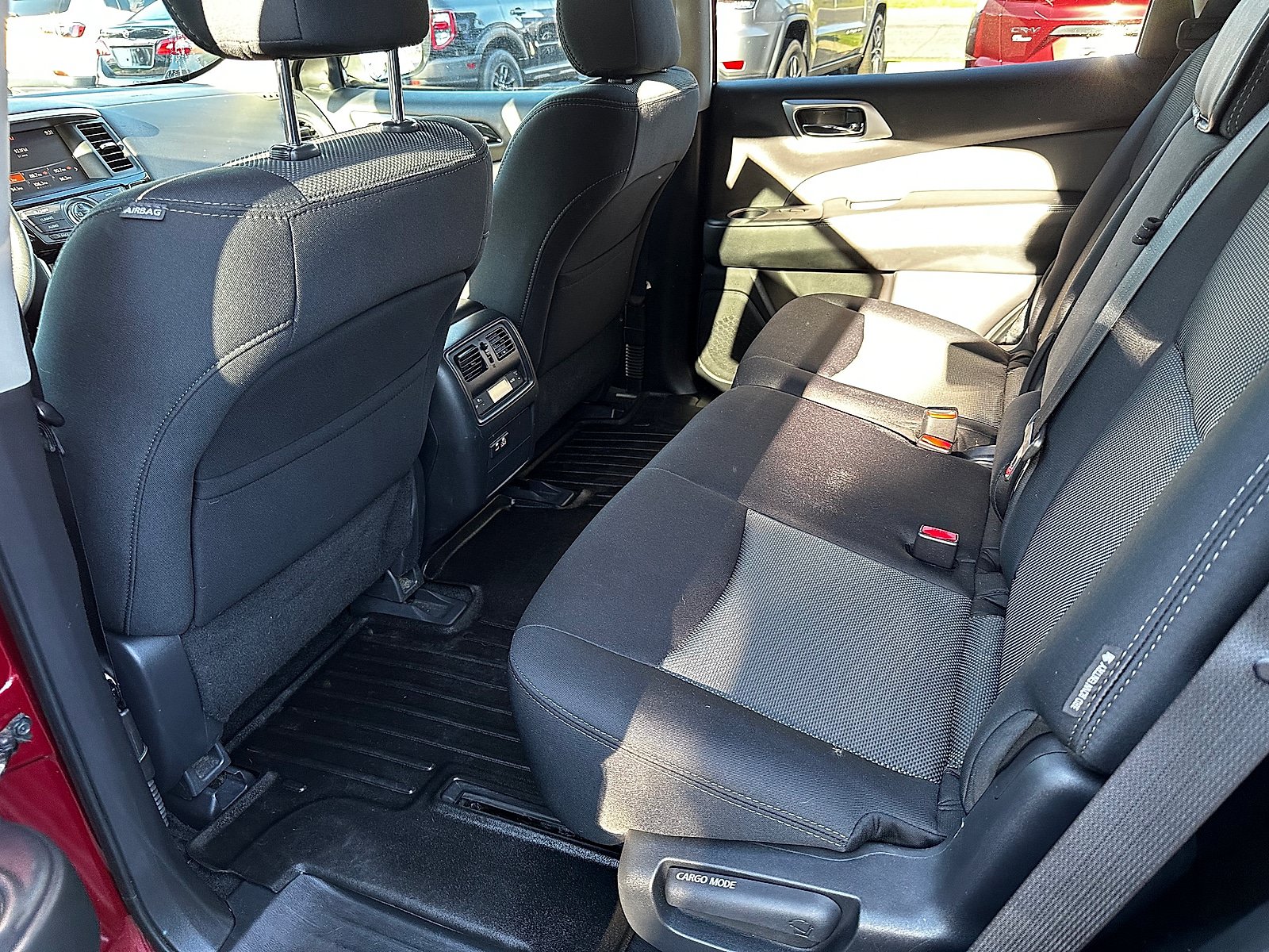 Used 2020 Nissan Pathfinder SV w/ Cargo Package AWD/4WD image 12