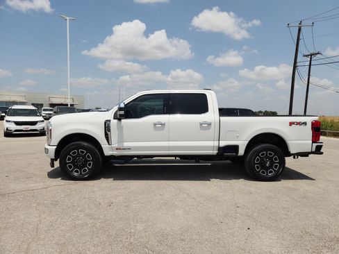 Used 2024 Ford F250 Platinum AWD/4WD image 4