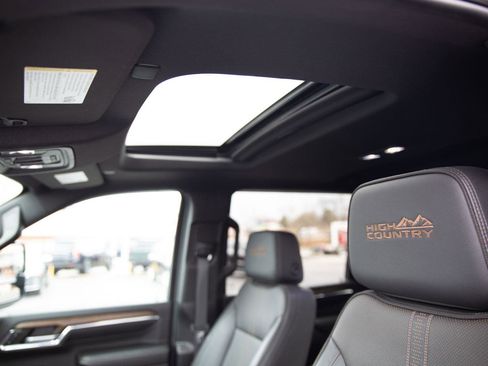 Certified 2024 Chevrolet Silverado 3500 High Country w/ Midnight Edition image 22