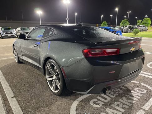 Used 2018 Chevrolet Camaro LT w/ RS Package image 4