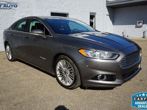 Used 2014 Ford Fusion SE w/ Equipment Group 502A image 1