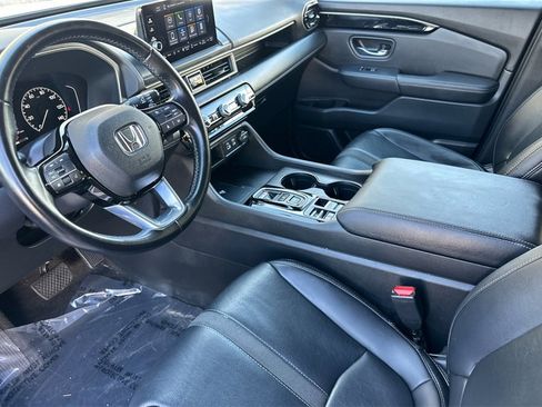 Certified 2023 Honda Pilot EX-L image 9
