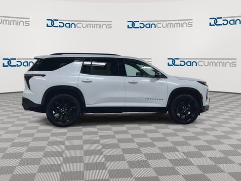 New 2026 Chevrolet Traverse RS w/ LPO, Floor Liner Package image 9