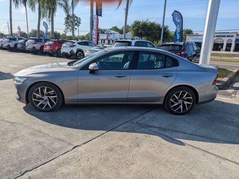 Used 2019 Volvo S60 T6 Momentum w/ Multimedia Package AWD/4WD image 7
