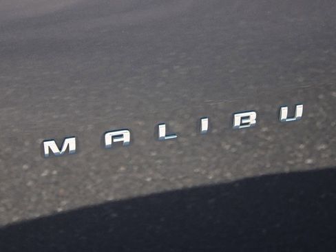 Used 2023 Chevrolet Malibu LS FWD image 18
