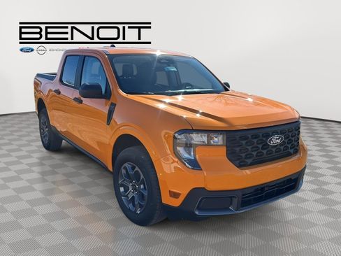 New 2026 Ford Maverick XLT image 3