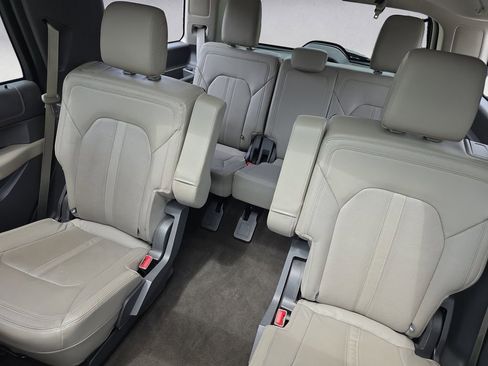 Used 2020 Ford Expedition Limited w/ Equipment Group 302A AWD/4WD image 13