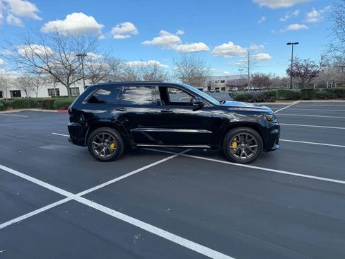 Used 2020 Jeep Grand Cherokee Trackhawk w/ Trailer Tow Group IV image 8