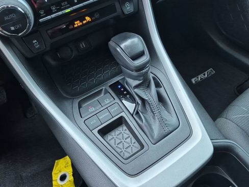 Used 2023 Toyota RAV4 XLE w/ Convenience Package FWD image 26