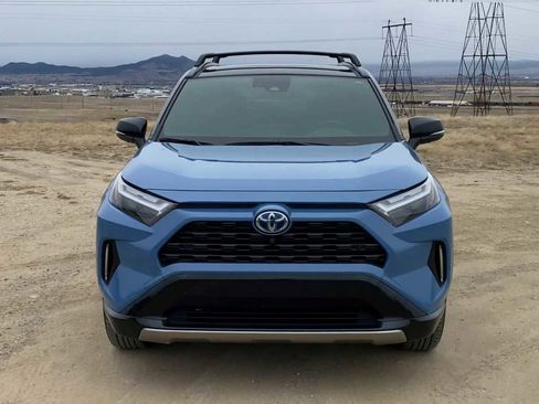 Used 2022 Toyota RAV4 XSE image 3